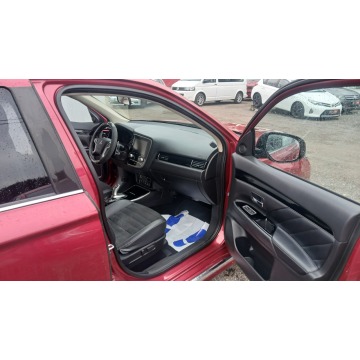 Mitsubishi Outlander  SUV 2022,  2360.0 hybryda, automat - Na sprzedaż za 89 900 zł - Janów Lubelski - zdjęcie 7