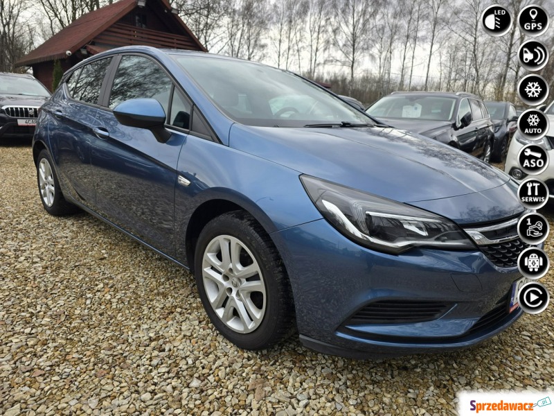 Opel Astra  Hatchback 2016,  1.4 benzyna - Na sprzedaż za 37 000 zł - Sosnowiec