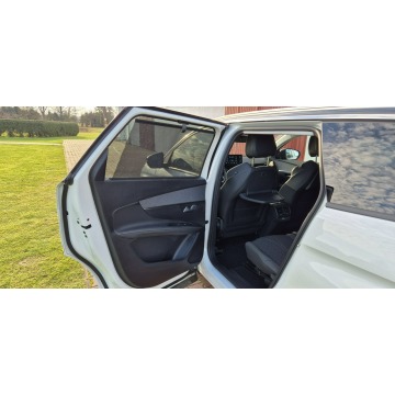 Peugeot 5008  SUV 2022,  2.0 diesel, automat - Na sprzedaż za 85 800 zł - Paproć - zdjęcie 10