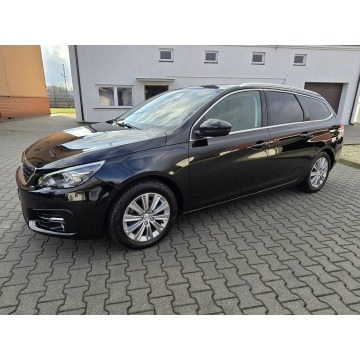 Peugeot 308  Kombi 2018,  1.2 benzyna - Na sprzedaż za 29 900 zł - Kutno - zdjęcie 6