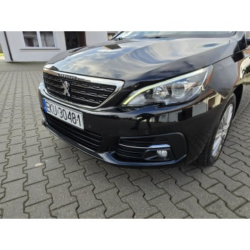 Peugeot 308  Kombi 2018,  1.2 benzyna - Na sprzedaż za 29 900 zł - Kutno - zdjęcie 8