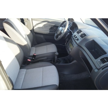 Skoda Fabia  Kombi 2009,  1.2 benzyna - Na sprzedaż za 12 900 zł - Goczałkowice-Zdrój - zdjęcie 12