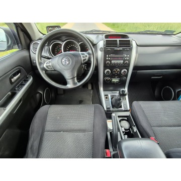 Suzuki Vitara  SUV 2006,  2.0 benzyna+LPG - Na sprzedaż za 22 500 zł - Łosino - zdjęcie 5