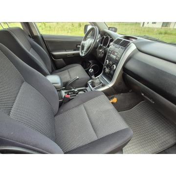 Suzuki Vitara  SUV 2006,  2.0 benzyna+LPG - Na sprzedaż za 22 500 zł - Łosino - zdjęcie 10