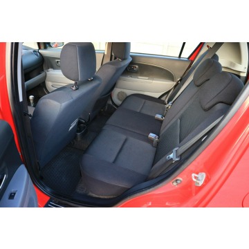 Subaru Justy  Hatchback 2010,  1.0 benzyna - Na sprzedaż za 10 900 zł - Bytom - zdjęcie 8