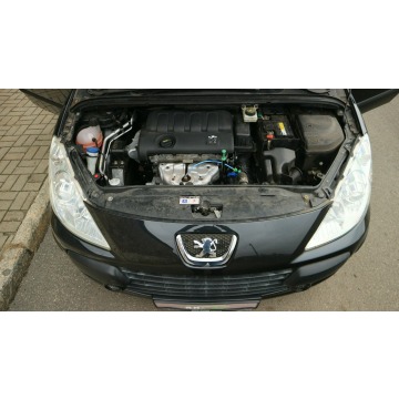 Peugeot 307  Hatchback 2006,  1.4 benzyna - Na sprzedaż za 8 800,00 zł - Bytom - zdjęcie 8