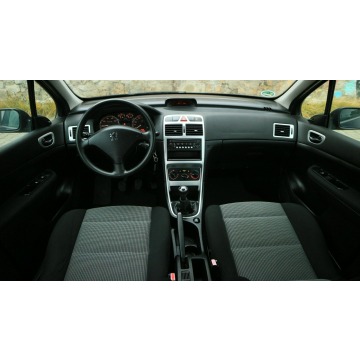 Peugeot 307  Hatchback 2006,  1.4 benzyna - Na sprzedaż za 8 800,00 zł - Bytom - zdjęcie 9