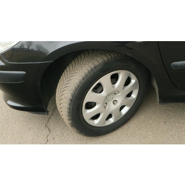 Peugeot 307  Hatchback 2006,  1.4 benzyna - Na sprzedaż za 8 800,00 zł - Bytom - zdjęcie 12