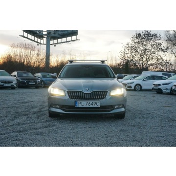 Skoda Superb 2017,  2.0 diesel - Na sprzedaż za 45 500 zł - Poznań - zdjęcie 4