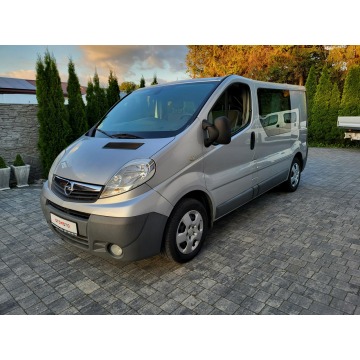Opel Vivaro - ** 2,0 DCI  115KM ** DUBEL KABINA  ** Nawigacja **