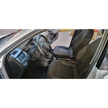 Skoda Rapid  Hatchback 2014,  1.2 benzyna - Na sprzedaż za 28 900 zł - Mysłowice - zdjęcie 9