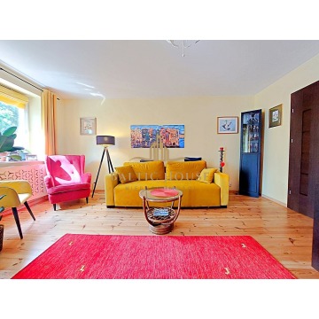 3pokoje Duża kuchnia Spokojna okolica Duży balkon
