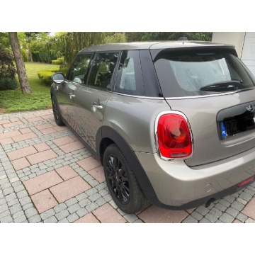 Mini ONE  Hatchback 2017,  1.5 diesel - Na sprzedaż za 39 998 zł - Rzeszów - zdjęcie 3