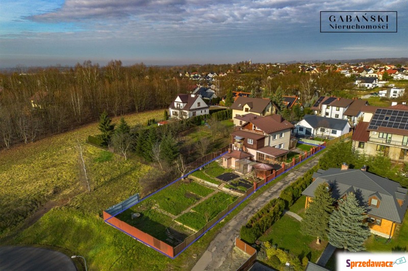 Sprzedam dom Tarnów -  dwupiętrowy,  pow.  154 m2,  działka:   941 m2