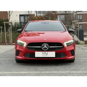 Mercedes - Benz A-klasa  Hatchback 2018,  1.3 benzyna, automat - Na sprzedaż za 88 800 zł - Warszawa - zdjęcie 2