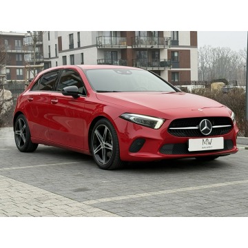Mercedes - Benz A-klasa  Hatchback 2018,  1.3 benzyna, automat - Na sprzedaż za 88 800 zł - Warszawa - zdjęcie 3