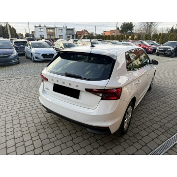 Skoda Fabia  Hatchback 2022,  1.0 benzyna - Na sprzedaż za 49 900 zł - Orzech - zdjęcie 7