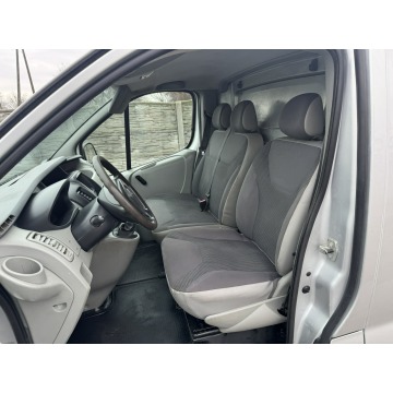 Opel Vivaro 2012,  2.0 diesel - Na sprzedaż za 19 900 zł - Karolinki - zdjęcie 7
