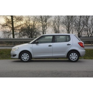 Skoda Fabia  Hatchback 2014,  1.6 diesel - Na sprzedaż za 13 407 zł - Sędziszów Małopolski - zdjęcie 4