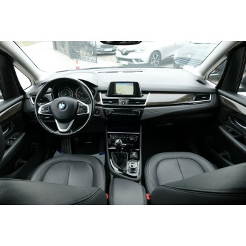 BMW Seria 2  Minivan/Van 2016,  1.5 diesel - Na sprzedaż za 37 200 zł - Grójec - zdjęcie 5