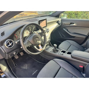 Mercedes - Benz A-klasa  Hatchback 2017,  1.5 diesel - Na sprzedaż za 20 000 zł - Margonin - zdjęcie 8