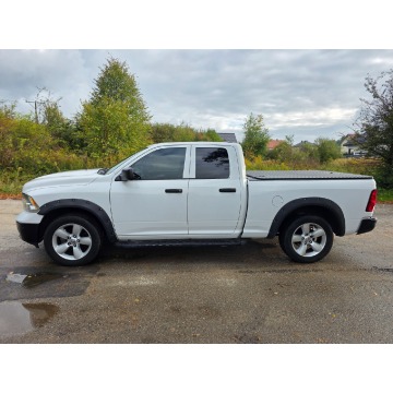 Dodge RAM  Pick-up 2016,  5.7 benzyna+LPG, automat - Na sprzedaż za 85 000 zł - Olkusz - zdjęcie 2