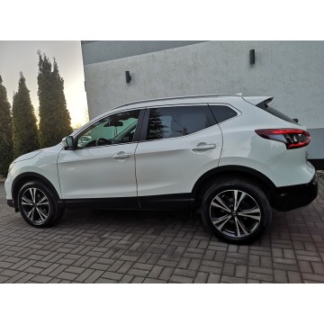 Nissan Qashqai 2019,  1.3 benzyna - Na sprzedaż za 63 900 zł - Strzegom - zdjęcie 8