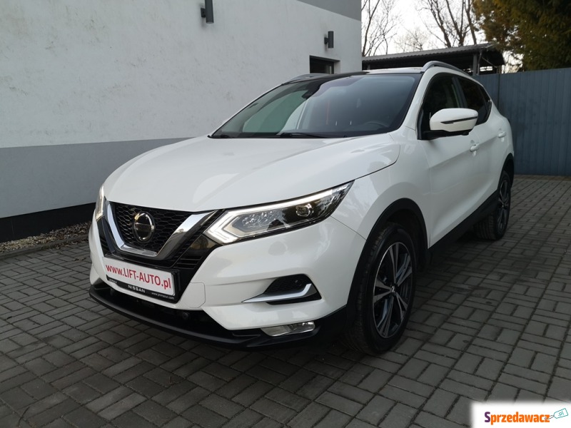 Nissan Qashqai 2019,  1.3 benzyna - Na sprzedaż za 63 900 zł - Strzegom