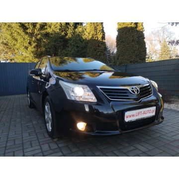 Toyota Avensis 2010,  2.0 diesel - Na sprzedaż za 22 900 zł - Strzegom - zdjęcie 3
