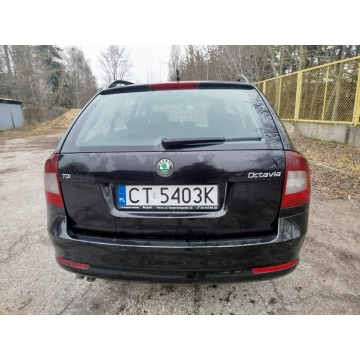Skoda Octavia 2009,  1.9 diesel - Na sprzedaż za 12 500 zł - Toruń - zdjęcie 4