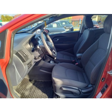 Kia Rio  Hatchback 2015,  1.2 benzyna - Na sprzedaż za 24 900 zł - Twardów - zdjęcie 8