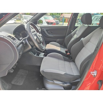 Skoda Fabia 2012,  1.4 benzyna - Na sprzedaż za 19 900 zł - Twardów - zdjęcie 8