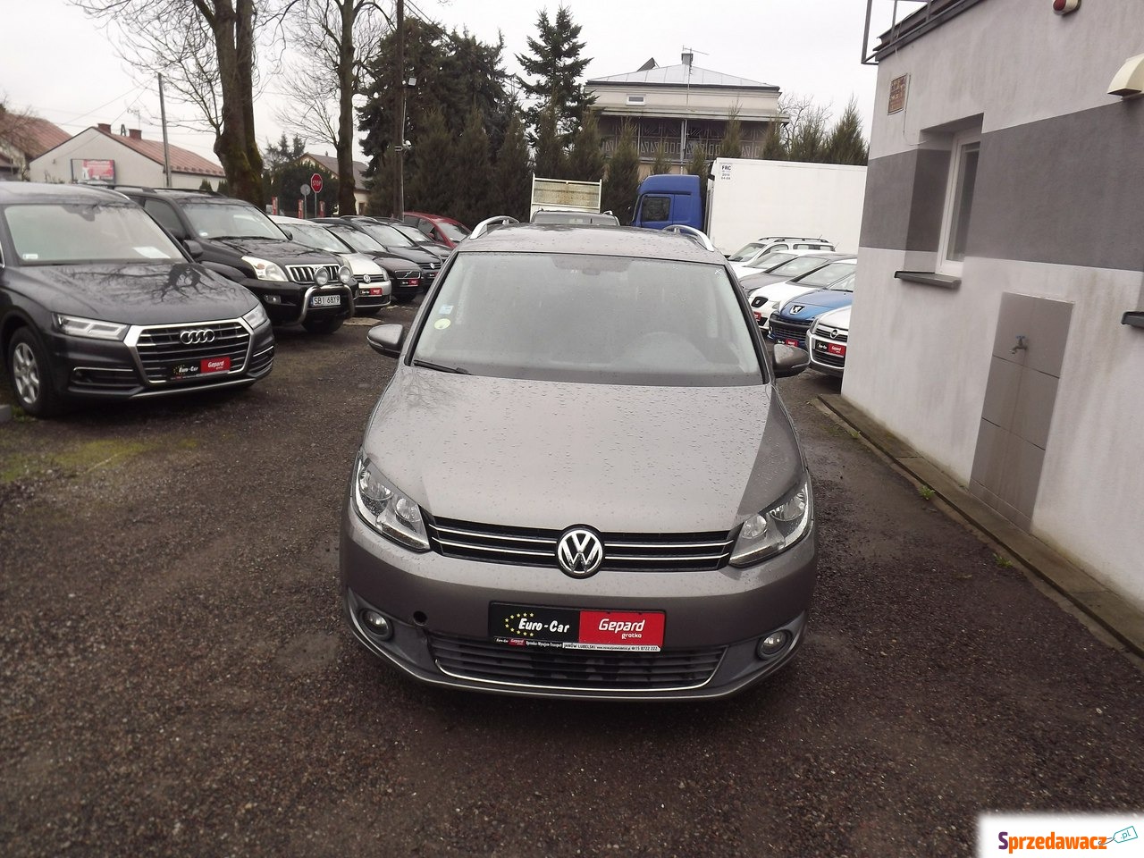 Volkswagen Touran 2011
