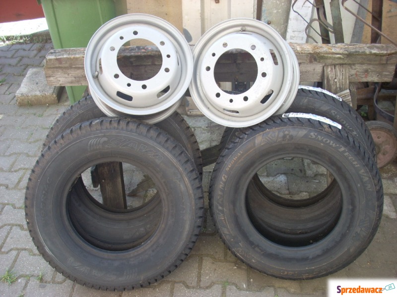 Nowe opony zimowe 14 C