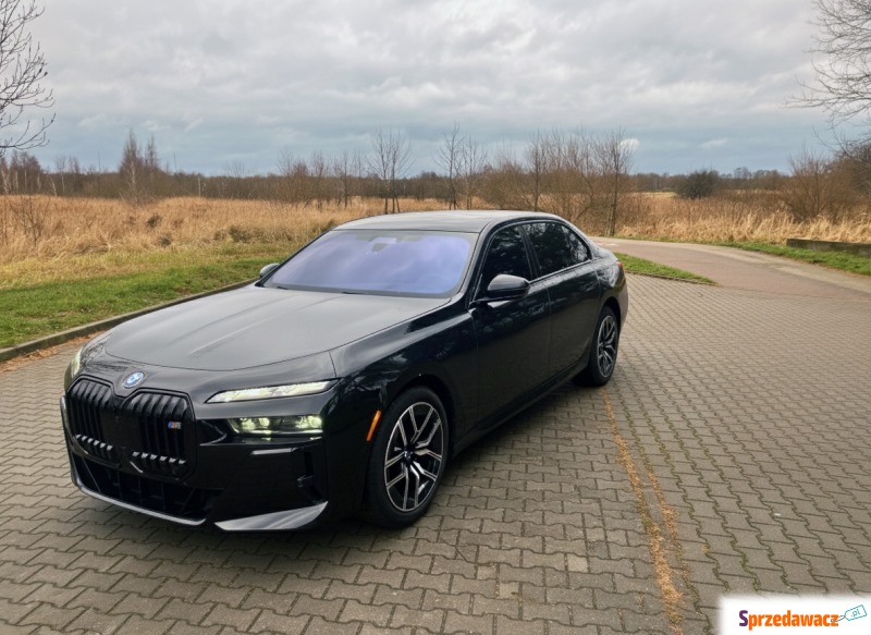 BMW Seria 7 2023