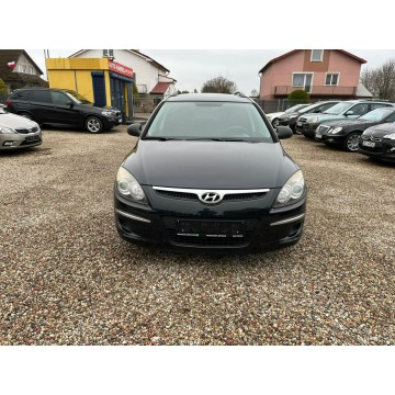 Hyundai i30 2010,  1.4 benzyna - Na sprzedaż za 13 500 zł - Białogard - zdjęcie 3