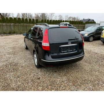 Hyundai i30 2010,  1.4 benzyna - Na sprzedaż za 13 500 zł - Białogard - zdjęcie 7