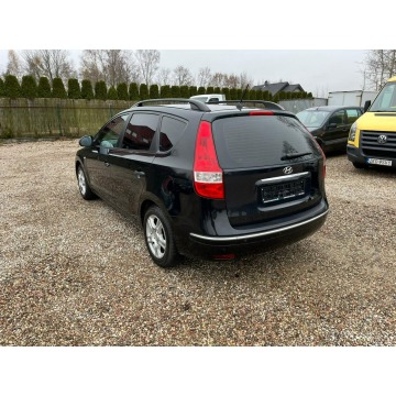 Hyundai i30 2010,  1.4 benzyna - Na sprzedaż za 13 500 zł - Białogard - zdjęcie 8