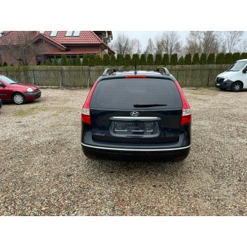 Hyundai i30 2010,  1.4 benzyna - Na sprzedaż za 13 500 zł - Białogard - zdjęcie 9