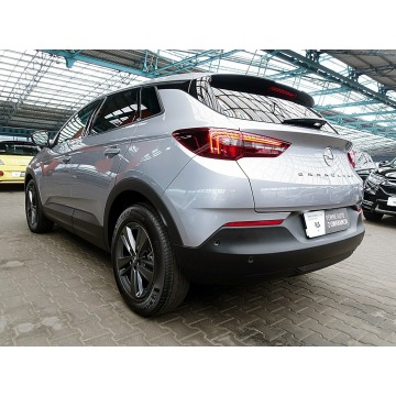 Opel HS  SUV 2022,  1.2 benzyna, automat - Na sprzedaż za 83 900 zł - Mysłowice - zdjęcie 9