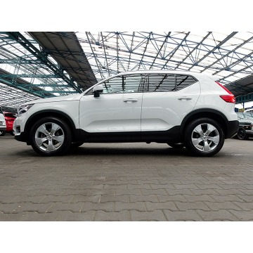 Volvo   SUV 2022,  1.5 benzyna, automat - Na sprzedaż za 123 900 zł - Mysłowice - zdjęcie 6
