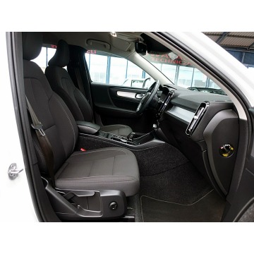 Volvo   SUV 2022,  1.5 benzyna, automat - Na sprzedaż za 123 900 zł - Mysłowice - zdjęcie 11