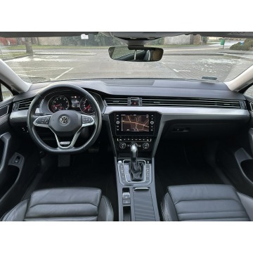 Volkswagen Passat  Sedan/Limuzyna 2019,  2.0 benzyna, automat - Na sprzedaż za 79 500 zł - Wijewo - zdjęcie 7