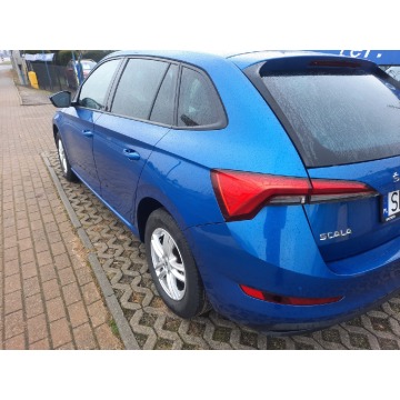 Skoda Scala  Sedan/Limuzyna 2019,  1.0 benzyna - Na sprzedaż za 45 900 zł - Rybnik - zdjęcie 2