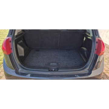 Kia Venga  Hatchback 2012,  1.6 diesel - Na sprzedaż za 25 800 zł - Paproć - zdjęcie 7
