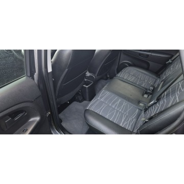 Kia Venga  Hatchback 2012,  1.6 diesel - Na sprzedaż za 25 800 zł - Paproć - zdjęcie 8