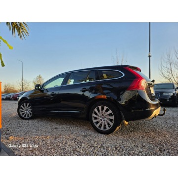 Volvo V60 2012,  2.0 diesel - Na sprzedaż za 27 999 zł - Nowe Sójki - zdjęcie 9