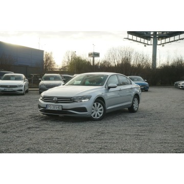 Volkswagen Passat  Sedan/Limuzyna 2022,  2.0 diesel - Na sprzedaż za 62 500 zł - Poznań - zdjęcie 2