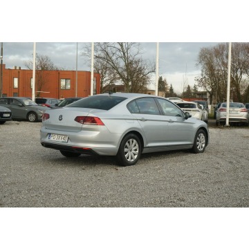 Volkswagen Passat  Sedan/Limuzyna 2022,  2.0 diesel - Na sprzedaż za 62 500 zł - Poznań - zdjęcie 6
