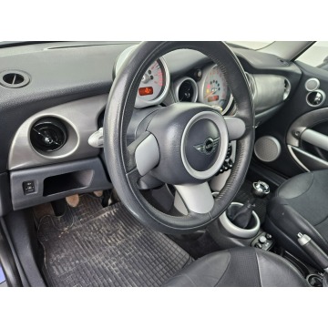 Mini Cooper  Hatchback 2005,  1.6 benzyna - Na sprzedaż za 12 456 zł - Rybnik - zdjęcie 9